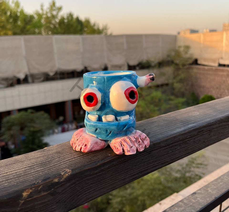 فنجان قهوه پا گنده