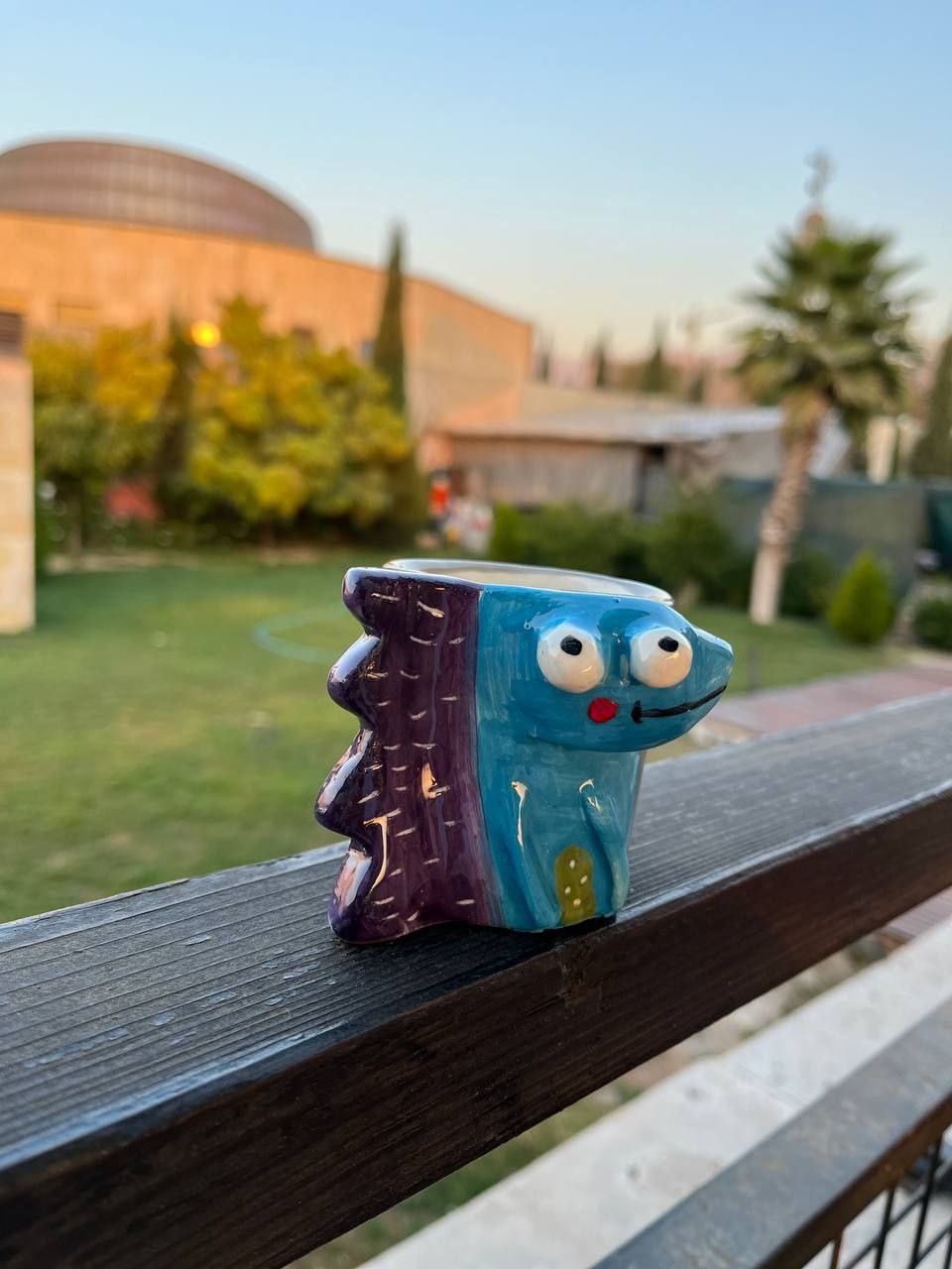 فنجان قهوه جوجه تیغی